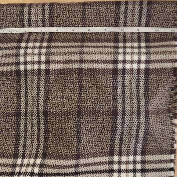 New John Ashford Plaid Winter Scarf Fringe Ends - Picture 3 of 3